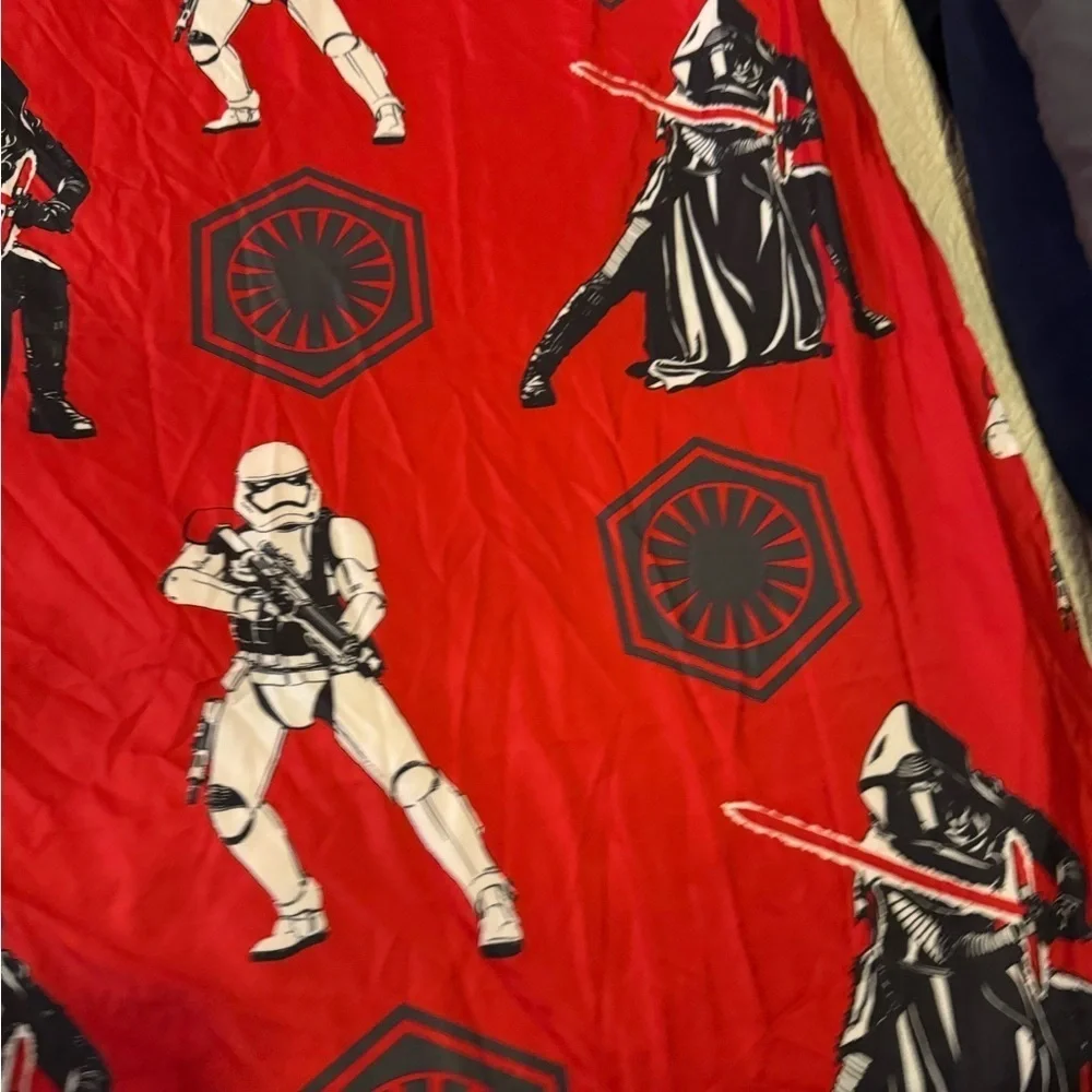 Star Wars VII Twin Sheet Set Force Awakens Stormtrooper Flat Fitted Red Kylo Ren